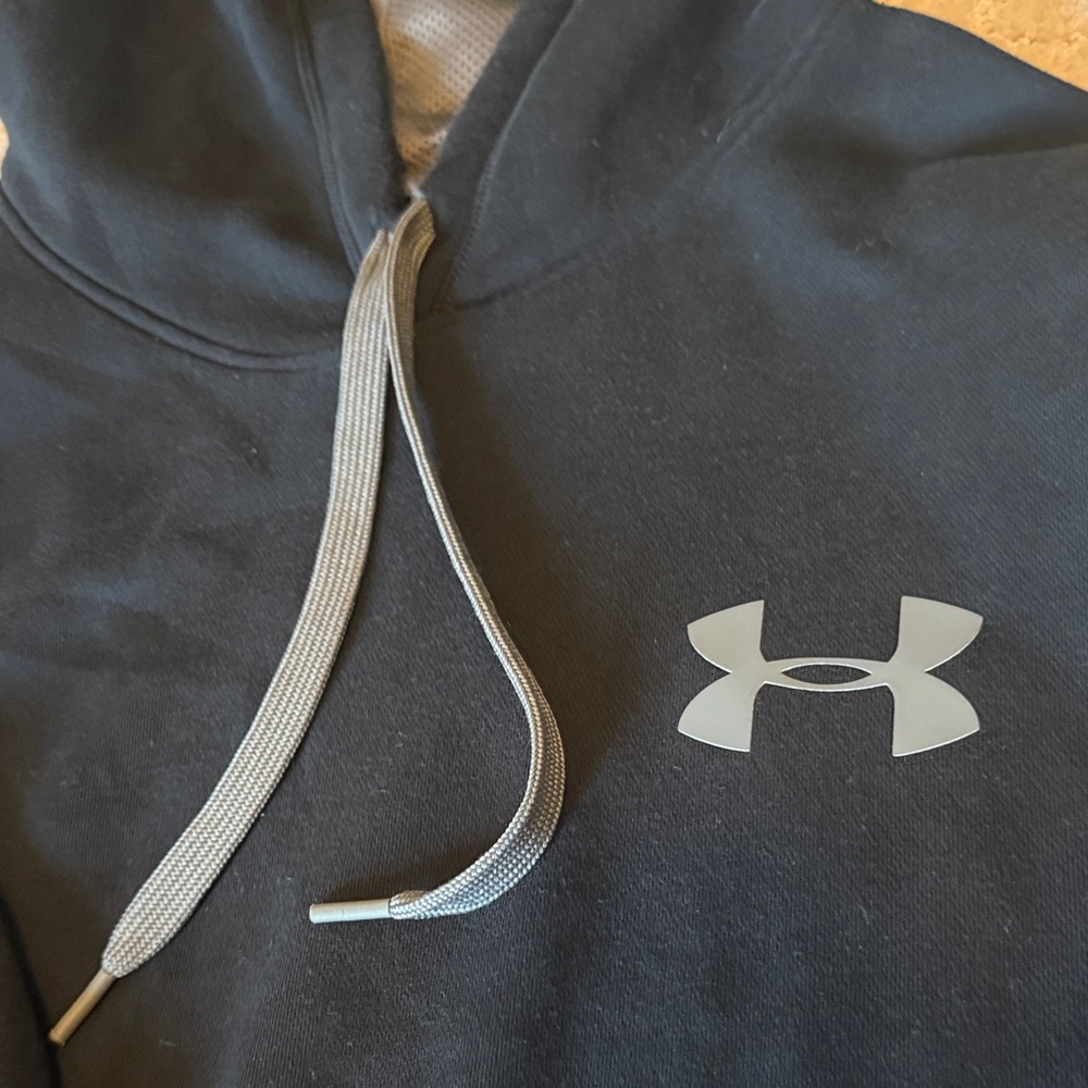 Under Armour Black Pullover Hoodie - Picture 2 of 5